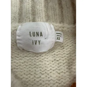 Luna‎ Ivy Patchwork Floral Embroidered Button-Front Cardigan Sweater - Size XS thumbnail 2