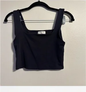Aritzia Babaton Tank thumbnail 2