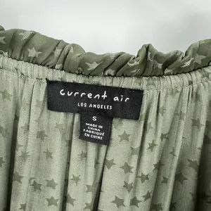 Current Air Laurel Mini Star‎ Dress Size Small Sage Green Tiered Pleated V-Neck thumbnail 9