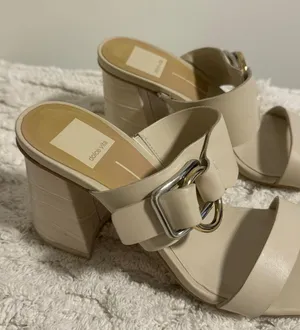 DV by Dolce Vita Heels thumbnail 5