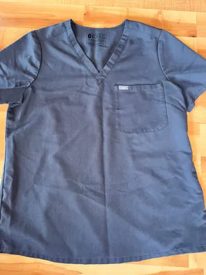 FIGS Scrub Top thumbnail 1