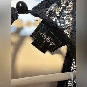 Day trip lace tank size s thumbnail 2