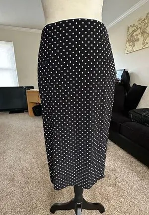 Vince Camuto Black And White Polka Dot Elastic Waist Pencil Skirt Raw Hem Sz S thumbnail 1