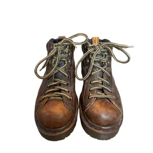 Vintage Dr. Martens Made in England Brown Leather Ankle Boots Women 6 Men 5 thumbnail 2