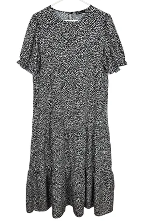 Pretty Garden Dress Size Large Black White Cheetah Print Tiered Maxi thumbnail 1