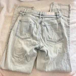 PacSun Dad Jeans Light Wash High-Waisted Women’s 25 thumbnail 4