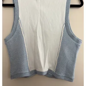 Anthropologie Embroidered Sweater Vest Blue Women's Size Small‎ thumbnail 6