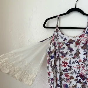 Umgee floral cold shoulder dress▪️size S thumbnail 3