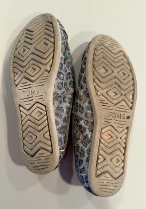 TOMS | Womens Alpargata Classic Silver Glitter Cheetah Print. Size: 6 thumbnail 9