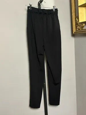 Lululemon Size 2 Keep Moving Pant 7/8 Black Drawstring Tapered Pants thumbnail 4