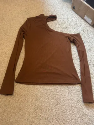 Brown one sleeve off shoulder thumbnail 2