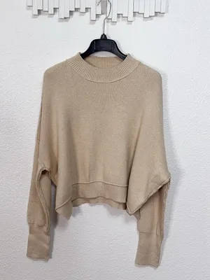 Miss Sparkling Beige Dolman Sleeve Relaxed Oversized Knit Sweater NWOT thumbnail 2