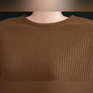 SHEIN Brown Ribbed Long Sleeve Crop Top SZ Small thumbnail 5