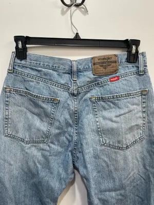 Y2K Wrangler relaxed fit jeans thumbnail 2