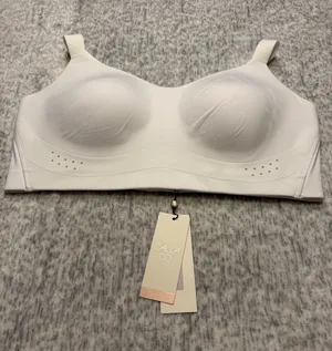 CALIA Empower Bra High Support Womens Size 42D Molded Cups NWTPadded Straps‎ thumbnail 1