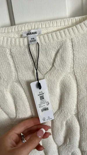 cream sweater set thumbnail 4