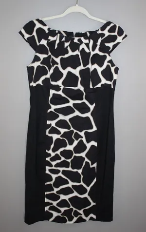 Karen Millen Dress Women 10 Black Giraffe Print Great Sheath Cap Sleeve Cotton thumbnail 1