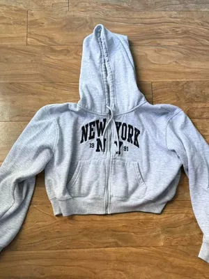 Cropped Light Gray 'New York' Zip-Up Hoodie thumbnail 1