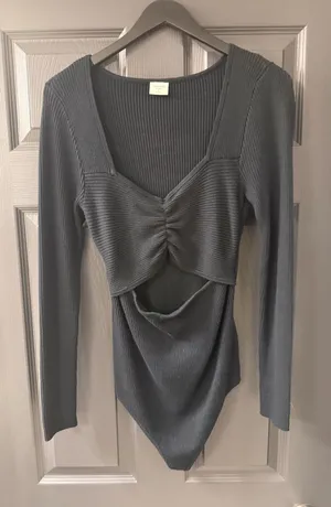 Abercrombie Black ribbed long sleeve sweater Bodysuit L thumbnail 3