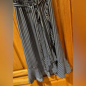 Naif by Anthropologie Blue & White Stripe‎ V-Neck Ruffle Tie Wrap Dress Small thumbnail 6