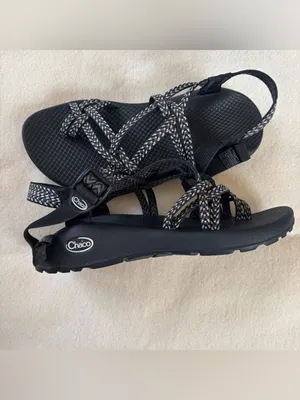 Chacos Black Strappy Women's Outdoor Sandals Size W9 thumbnail 4