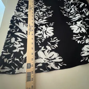 London Times Black White Floral Knit Sweater Dress Mock Neck Bell Sleeve Large thumbnail 7