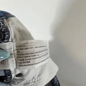 Abercrombie & Fitch Curve Love‎ Mom High Rise Distressed Jeans Light Wash 32/14R thumbnail 8