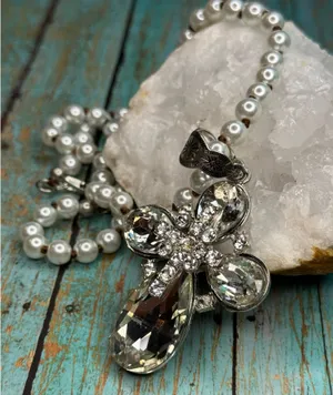 Crystal cross necklace on fashion pearl chain thumbnail 6