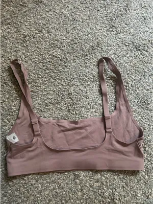 Lululemon Sports Bra thumbnail 2