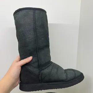 Uggs classic black tall boots winter slip on boots leather sheepskin fur lined 7 thumbnail 5