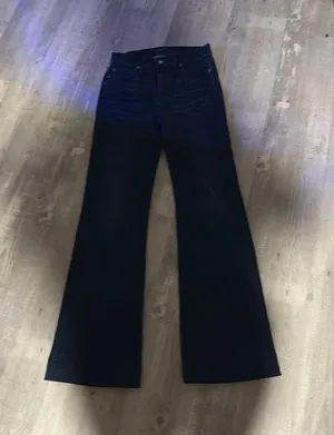 7 For All Mankind thumbnail 1