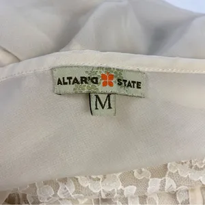 Altar'd State Cream Ivory Sheer Floral Lace Top Scoop Neck Size Medium‎ V Back thumbnail 6