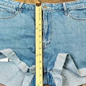 Hollister Light Wash Denim Ultra High Rise Mom Shorts 8 thumbnail 4