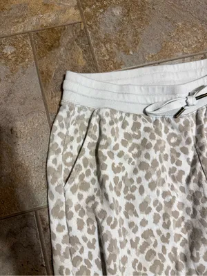 Old Navy | Beige Leopard Print Jogger Trouser Sweat pants size medium thumbnail 9