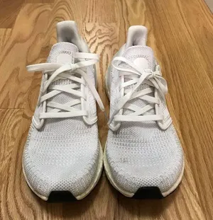 Adidas sneakers thumbnail 1