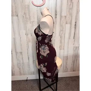 Ipona Collection Burgundy Floral Wrap Midi Dress Women’s Size S thumbnail 3