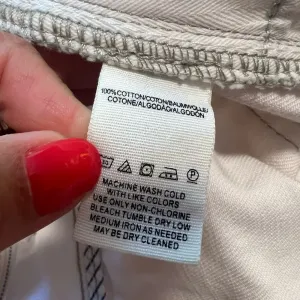 FREE PEOPLE Logan‎ Denim Shorts in Optic White size 29 thumbnail 5