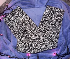 Nike Black & White Abstract Print Women's Legging Pants thumbnail 1