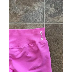 Dfyne Impact Shorts 4.5” Blossom Size Medium Pink thumbnail 5