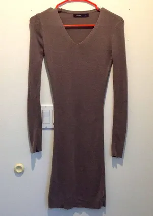 Women’s Mauve Sweater Dress Stretchy Soft Size Medium thumbnail 1