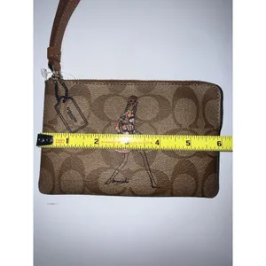 NEW Coach Bonnie Cashin Signature Corner Zip Wristlet‎ 57586 IMGold/Khaki L thumbnail 3