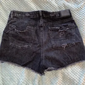 American eagle V waist distressed jean shorts black thumbnail 2