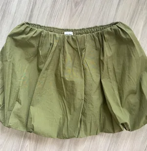 Aritzia Bubble Skirt thumbnail 1