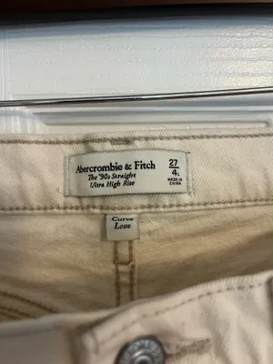 Abercrombie and fitch 90s straight leg jeans thumbnail 3