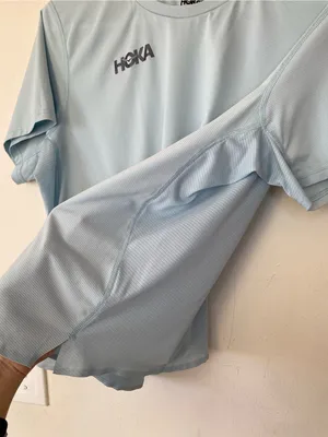HOKA Women’s Performance Short Sleeve Top T-Shirt Light Blue Sz XL thumbnail 9