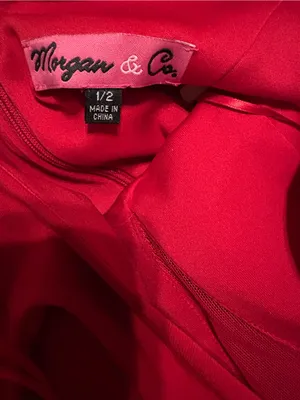 Morgan & Co. Red Sleeveless V-Neck Prom Gown with Front Slit thumbnail 3