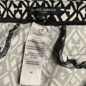 Mario Serrani Italy Black & White Comfort Bermuda Stretch Shorts Women's Size 14 thumbnail 5