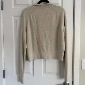 Lululemon Collared Merino Wool Blend Sweater Size L Heathered Bone Cropped thumbnail 2