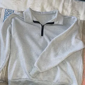 Fleece 1/4 zip Size L thumbnail 1