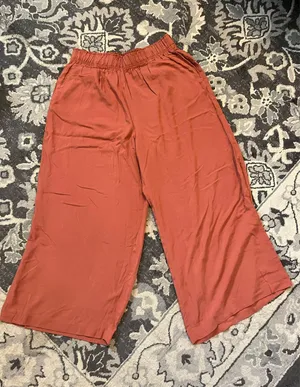 H&M Rust Flowy Pants thumbnail 1